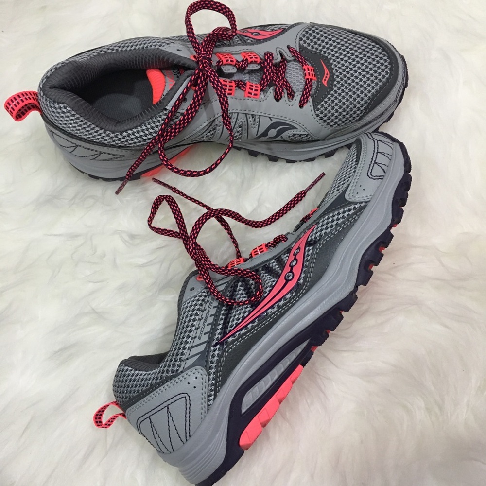 Saucony Grid Excursion TR9 Trail Running Shoes